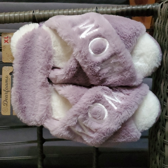 dearfoams Shoes - 🌲 NWT Slippers with Eye Mask Dearfoam